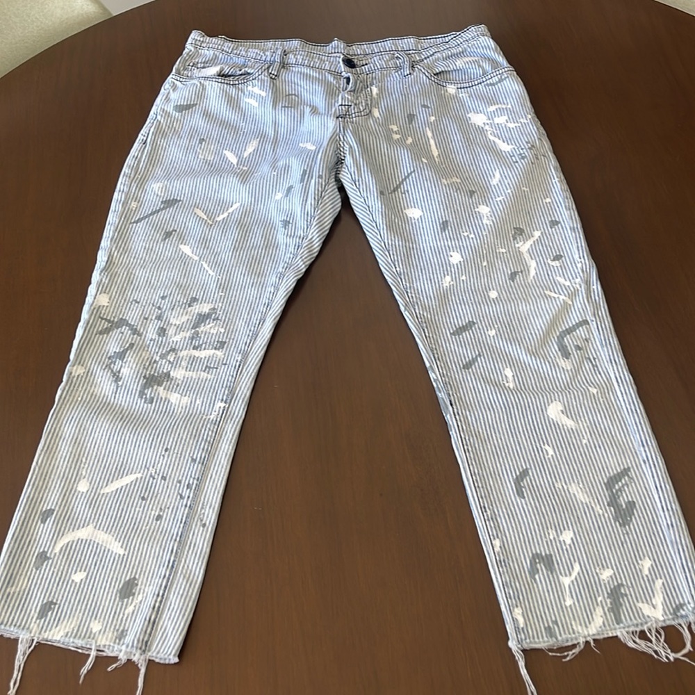 NSF distress lightweight railroad cropped jean